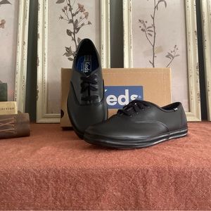 NWOT Black Leather Keds Size 8